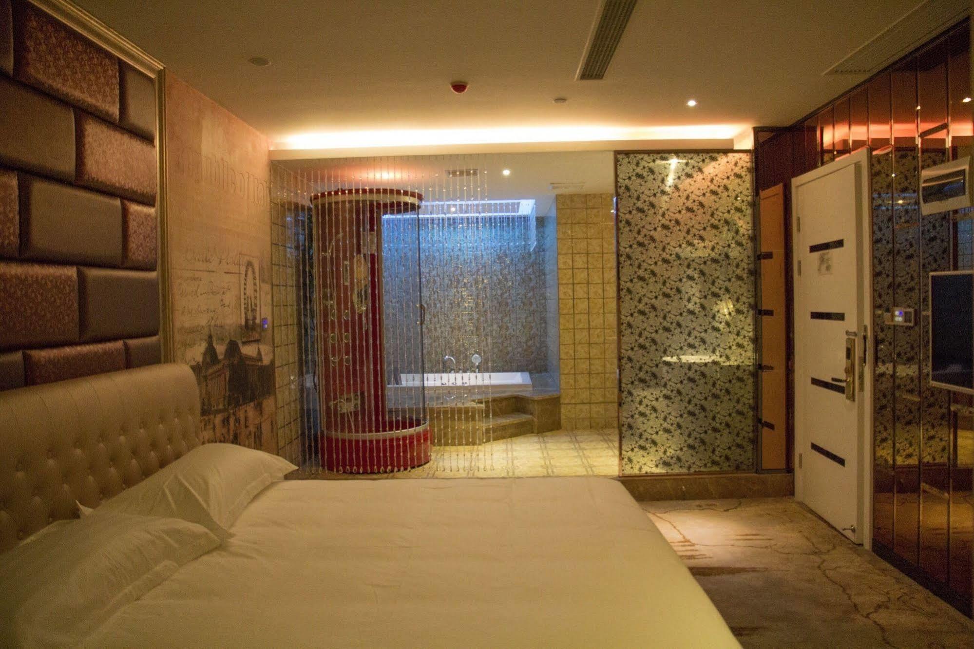 Yes 3* Shanghai